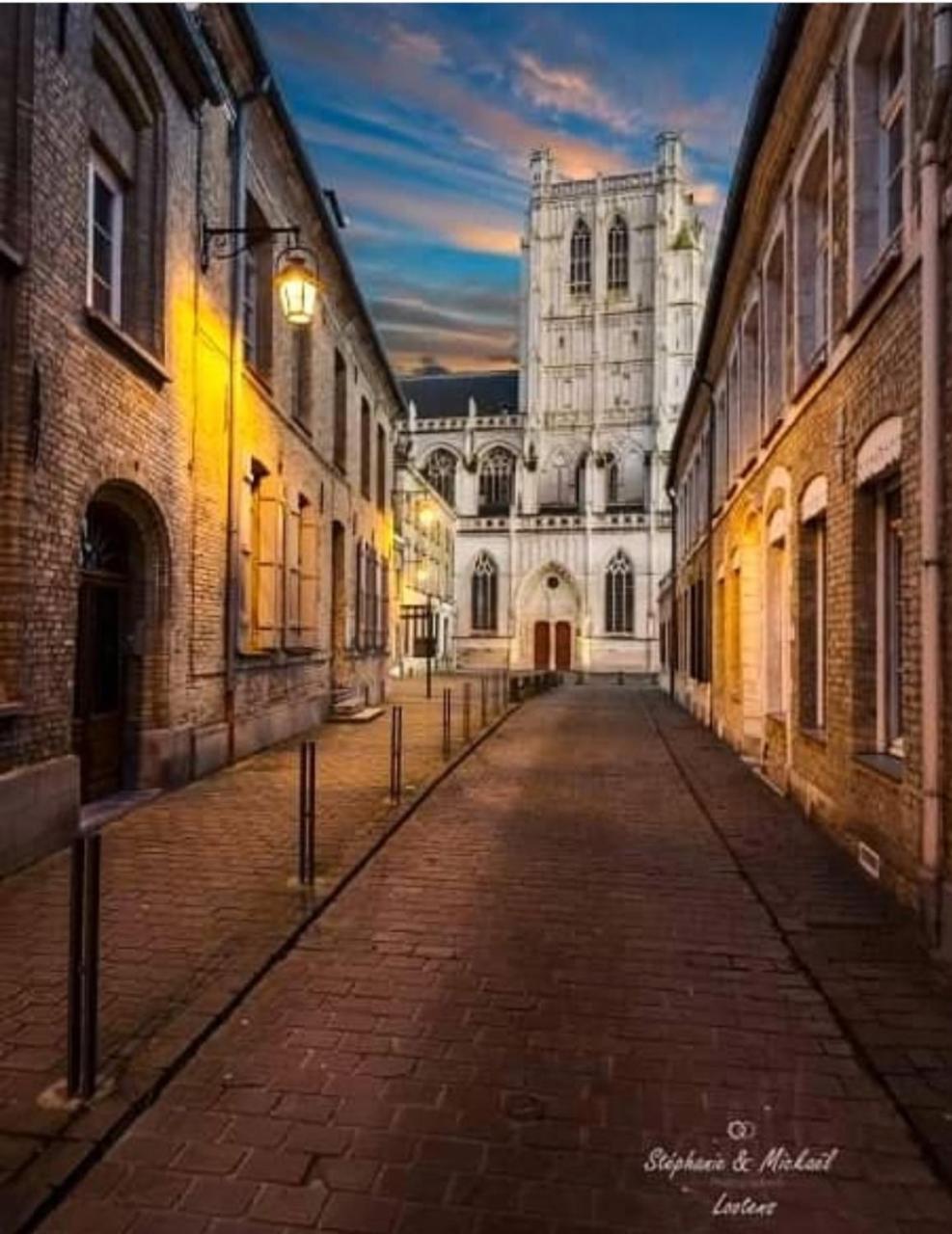 Hotel Restaurant L'Industrie Saint-Omer  Exterior photo